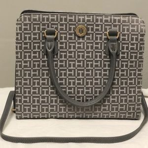 Tommy Hilfiger Bag